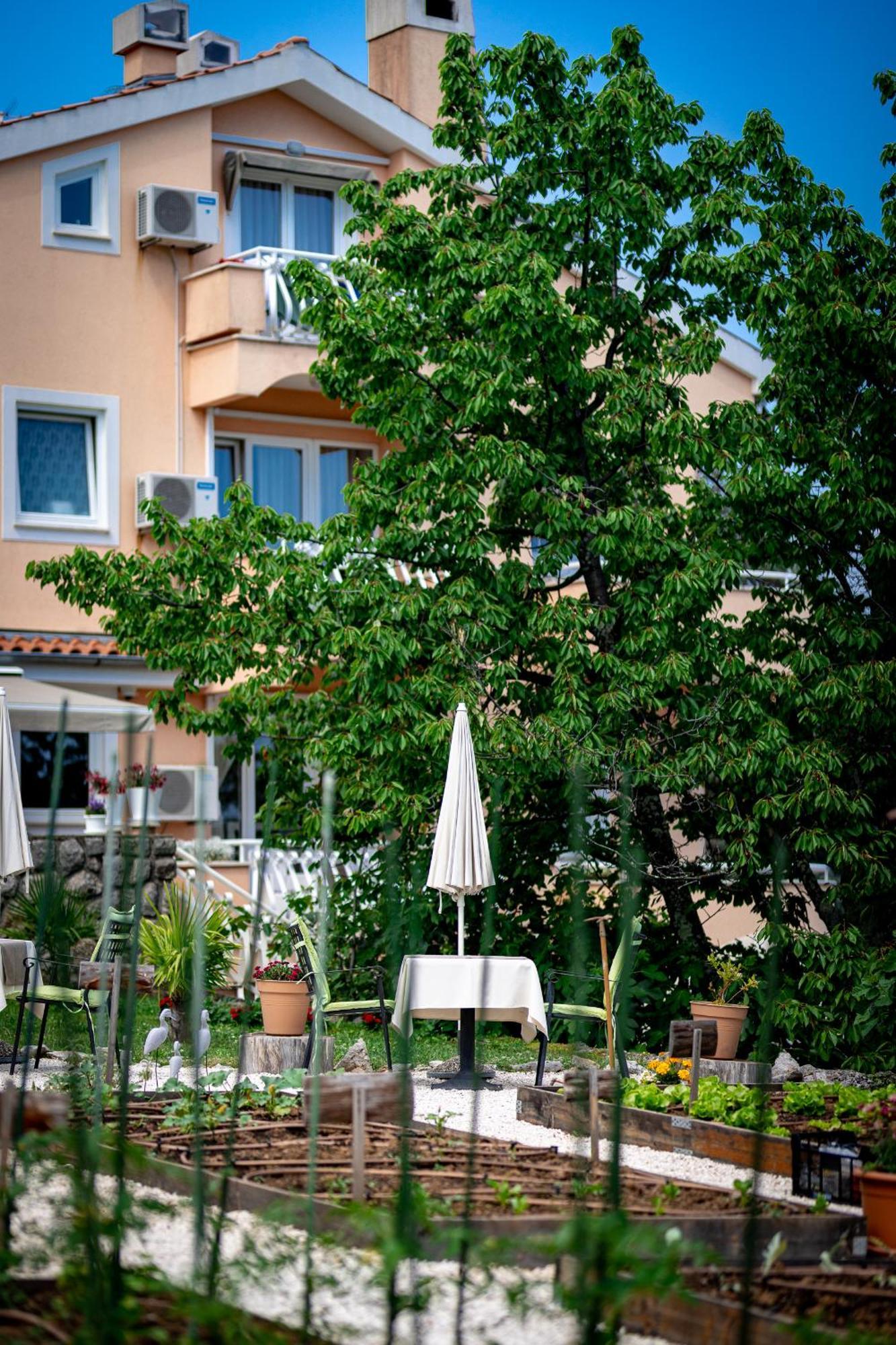 Villa Nada Lovran Extérieur photo