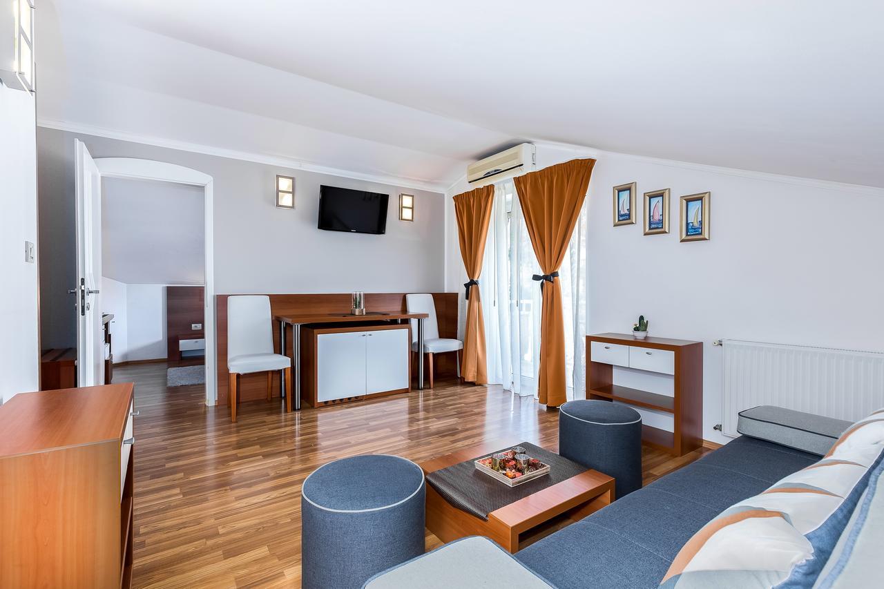 Villa Nada Lovran Extérieur photo