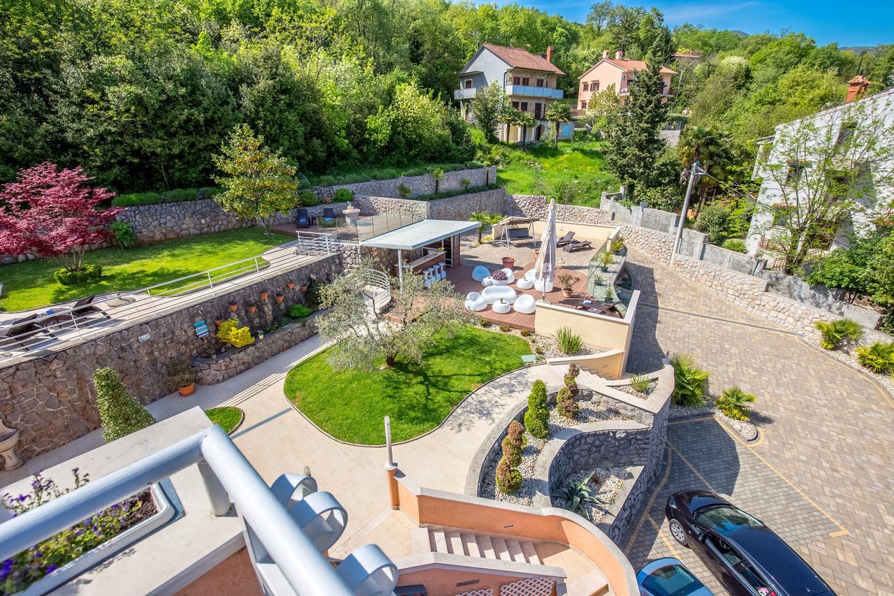 Villa Nada Lovran Extérieur photo